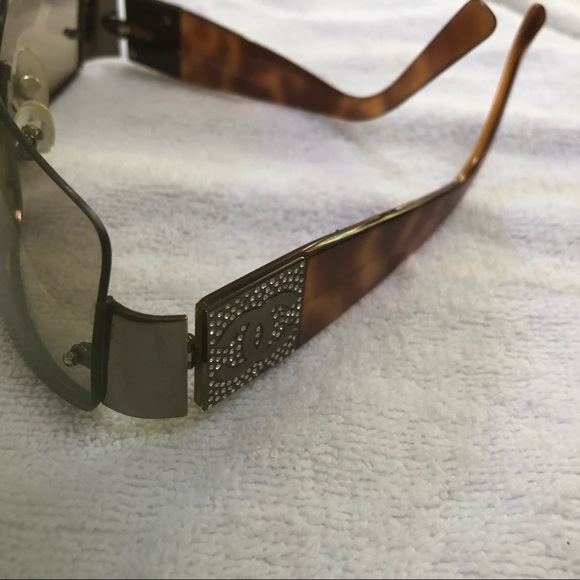 Channel sunglasses - Picture 15 of 16